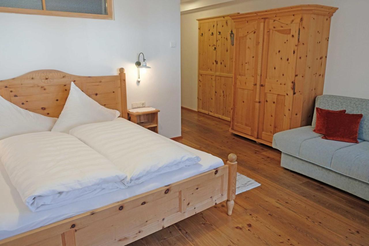 Hotel Garni Hubertushof Fiss Szoba fotó
